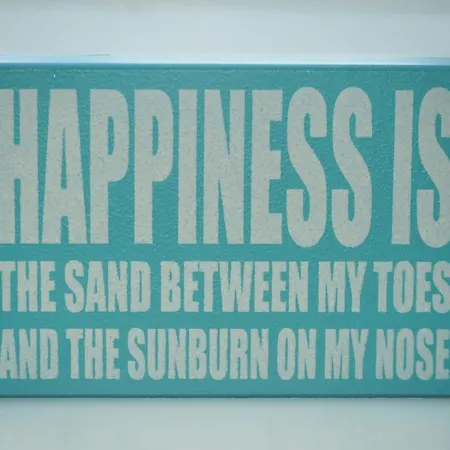 Sandy Toes, The Bay, *