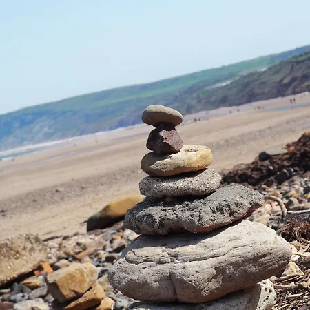 Sandy Toes, The Bay, Filey
